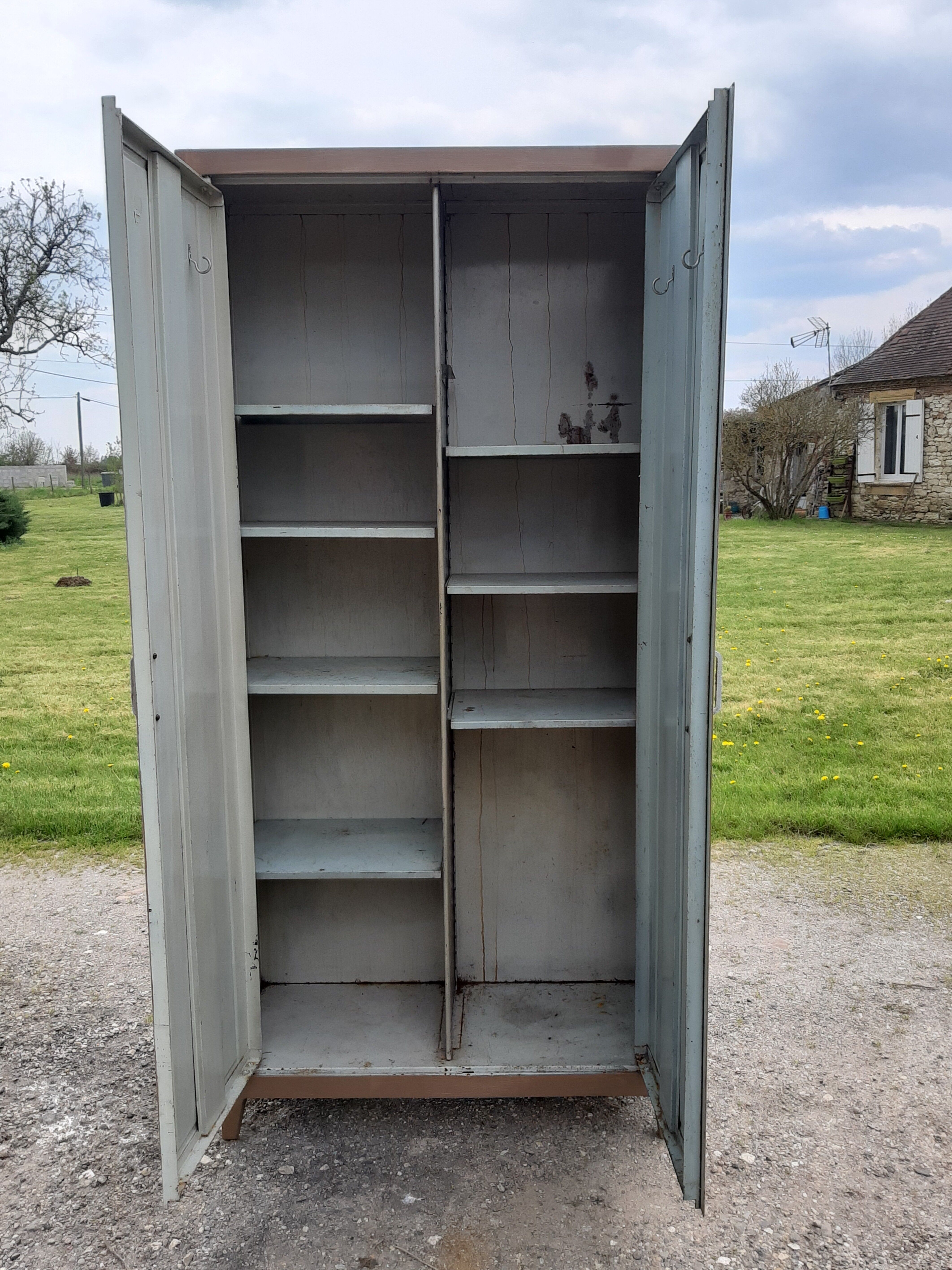 Parisian wardrobe brown metal