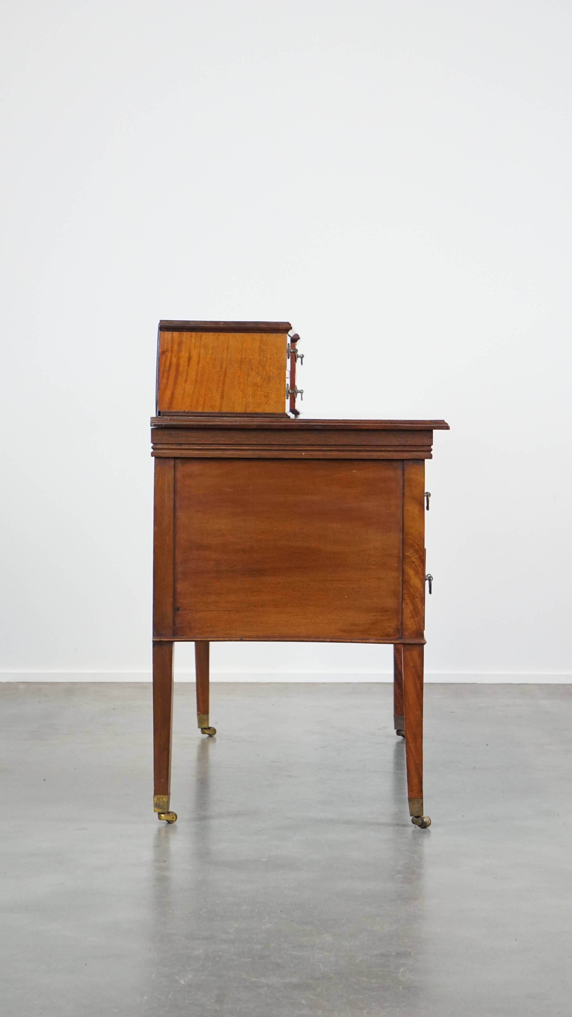 Bureau anglais de style Empire avec marqueterie de bois, XIXe siècle