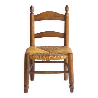 Second hand childrens chairs deals