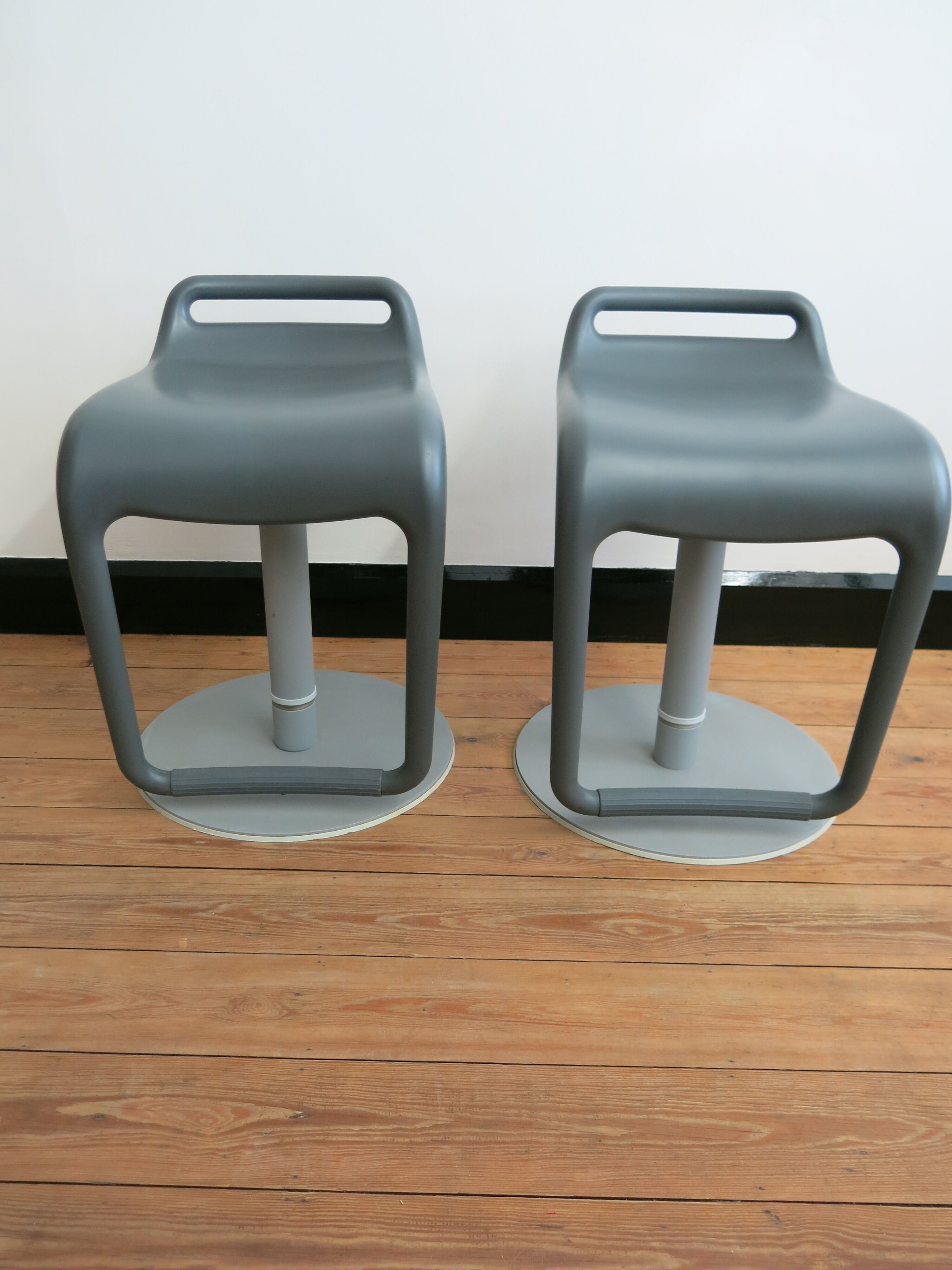 Duo of noon bar stools - Archirivolto for Segis