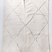Moroccan Berber carpet Beni Ouarain ecru with black diamonds engraved 275x208cm