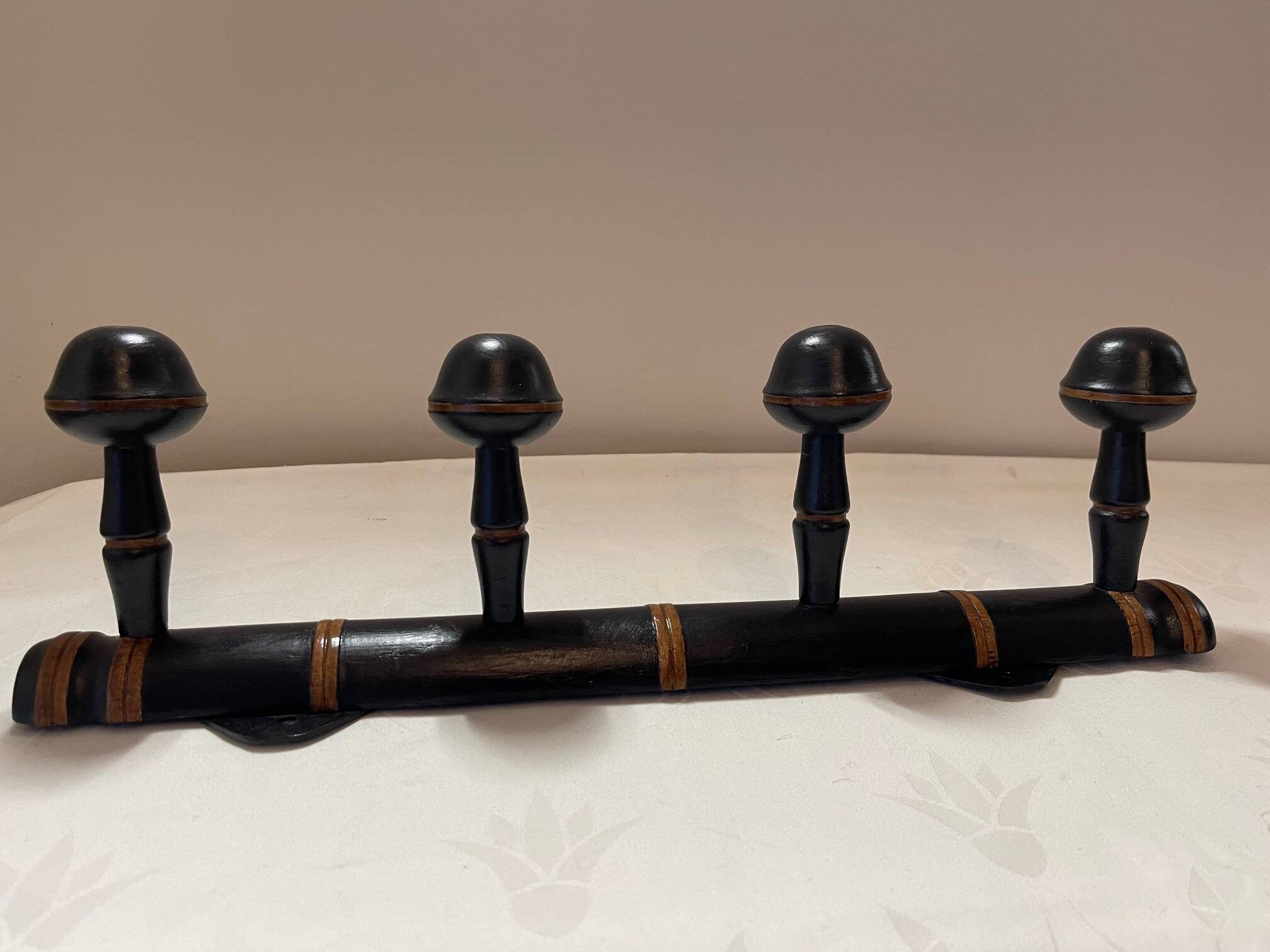 Wooden Coat Rack with 4 Hooks