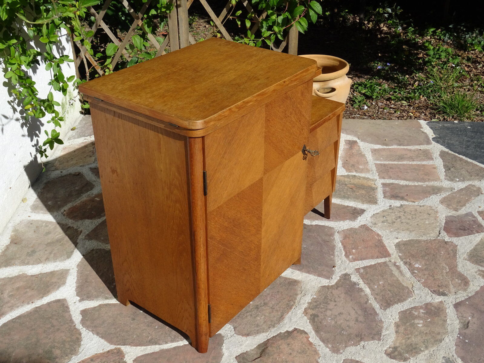 Asymmetrical oak dresser buffet
