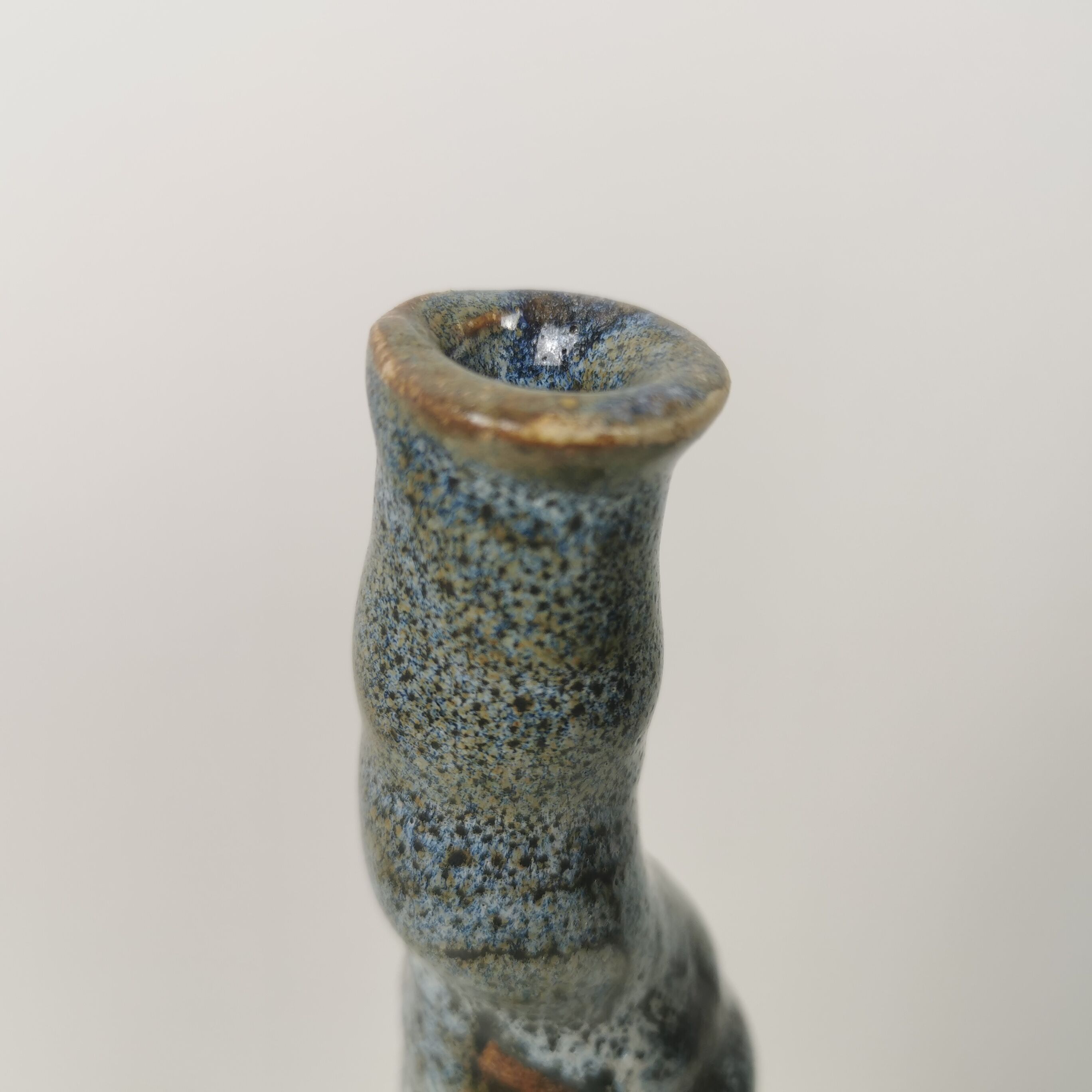 Vase soliflore terre vernissée
