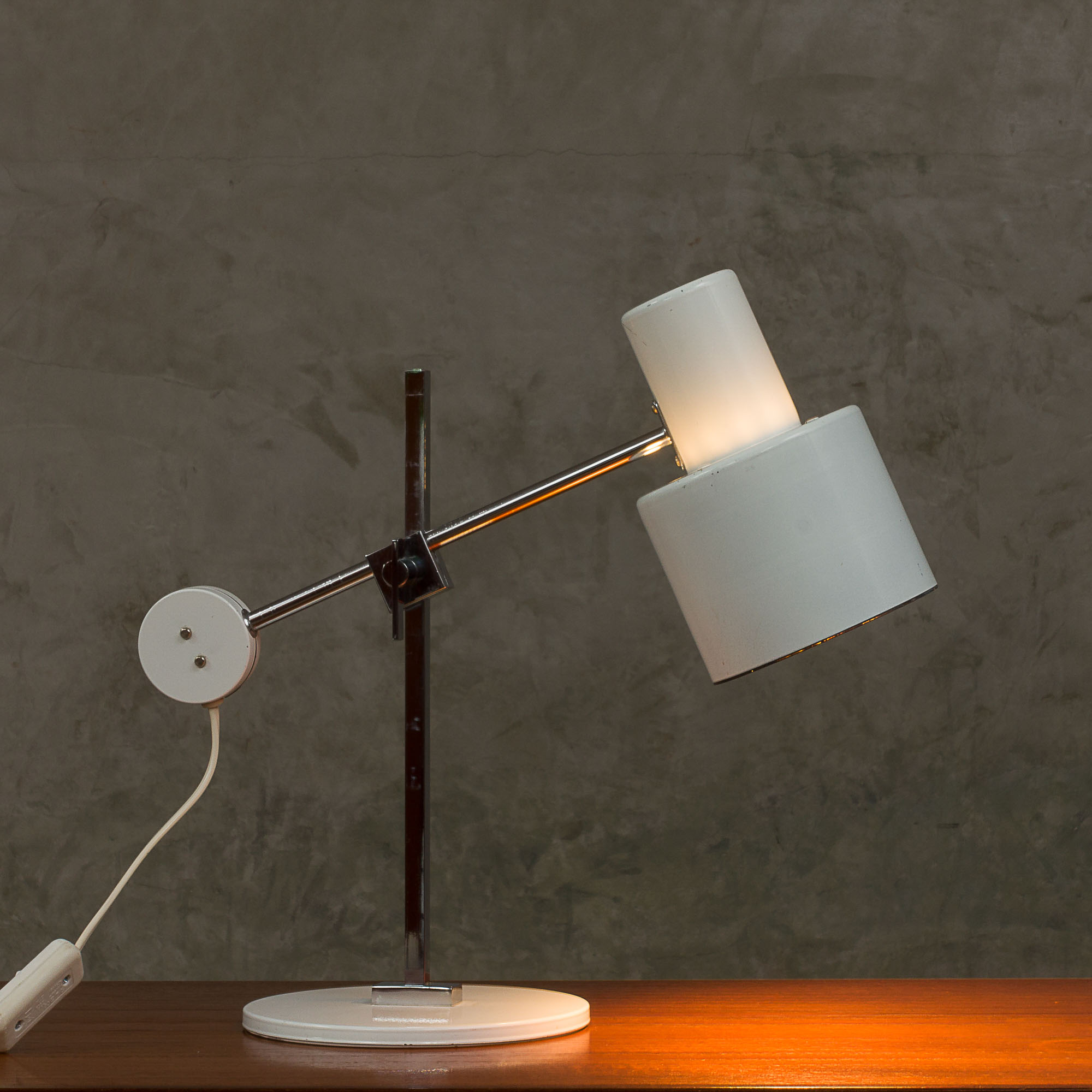 Table lamp in style of Hammerborg Lento lamp