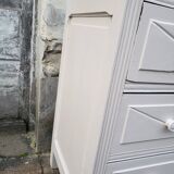 Commode vintage table à langer blanc poudré