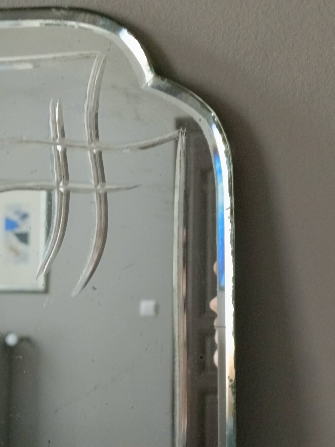 Art deco engraved mirror