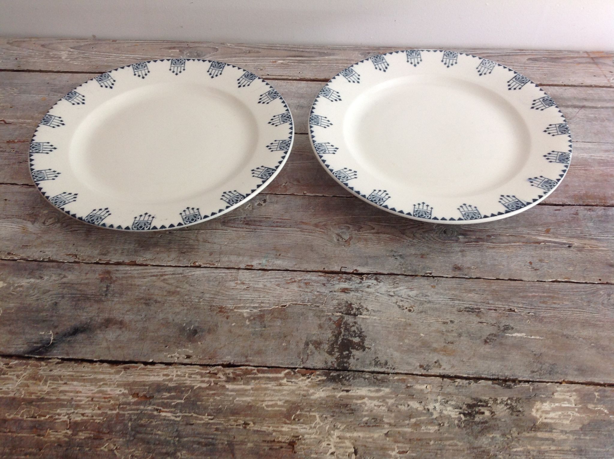 Paire de plats Terre de Fer