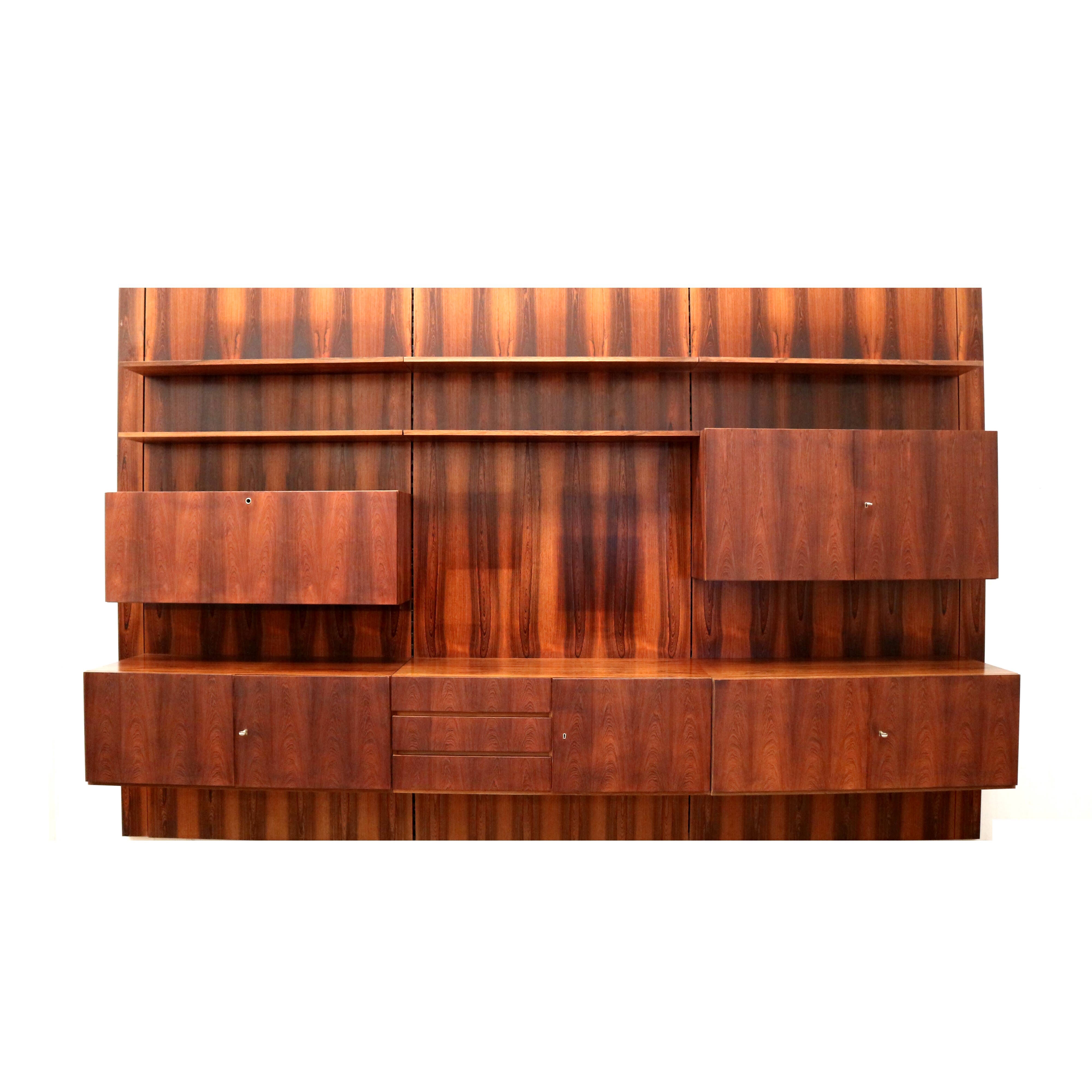 Vintage rosewood modular wall system from IDEE Möbel from the 1960s