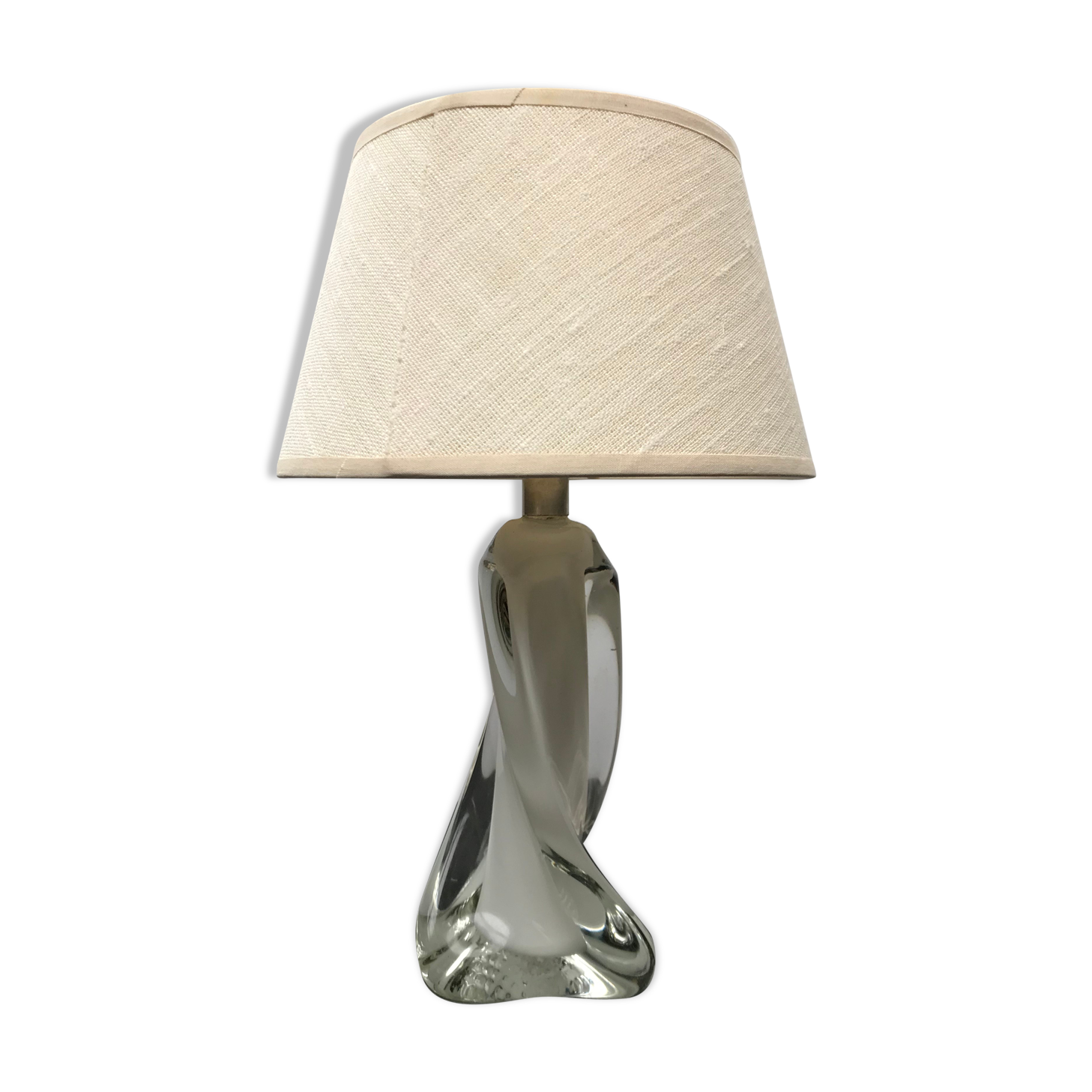 Moulded glass lamp