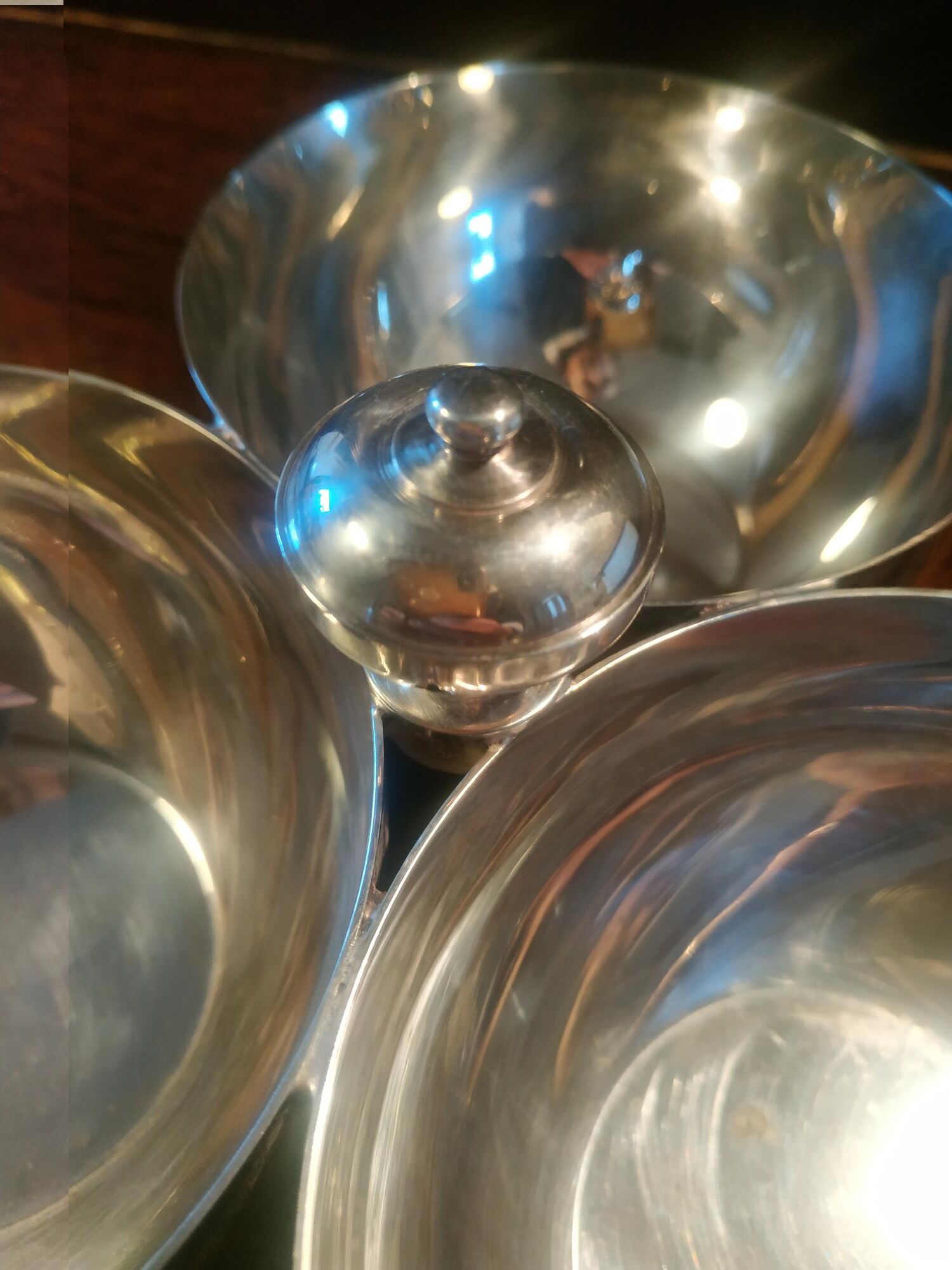 Servant 3 cups in silver metal poinçoin