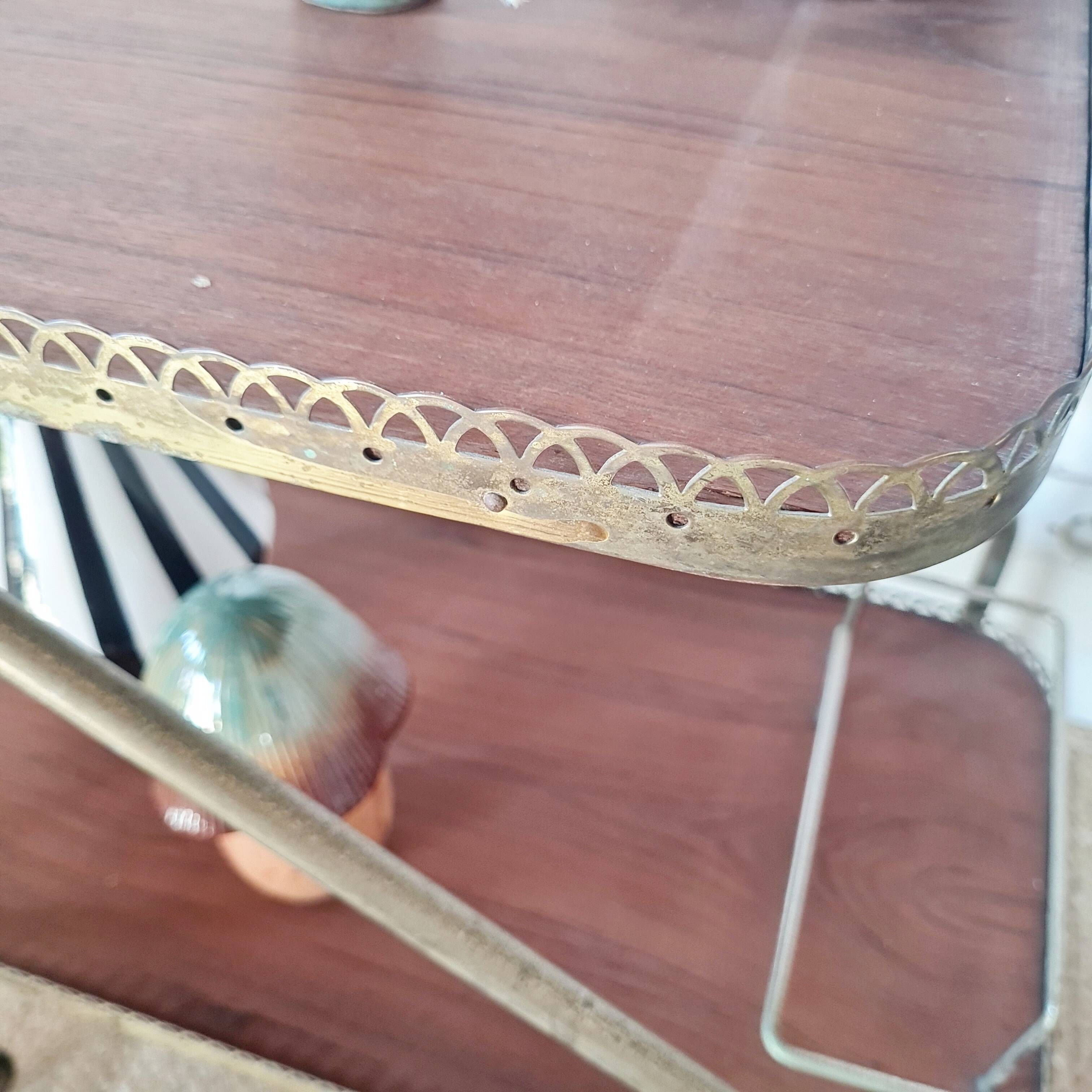 Vintage 1950s dessert bar - Gold metal and wood formica trays