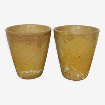 Set of two stoneware cups