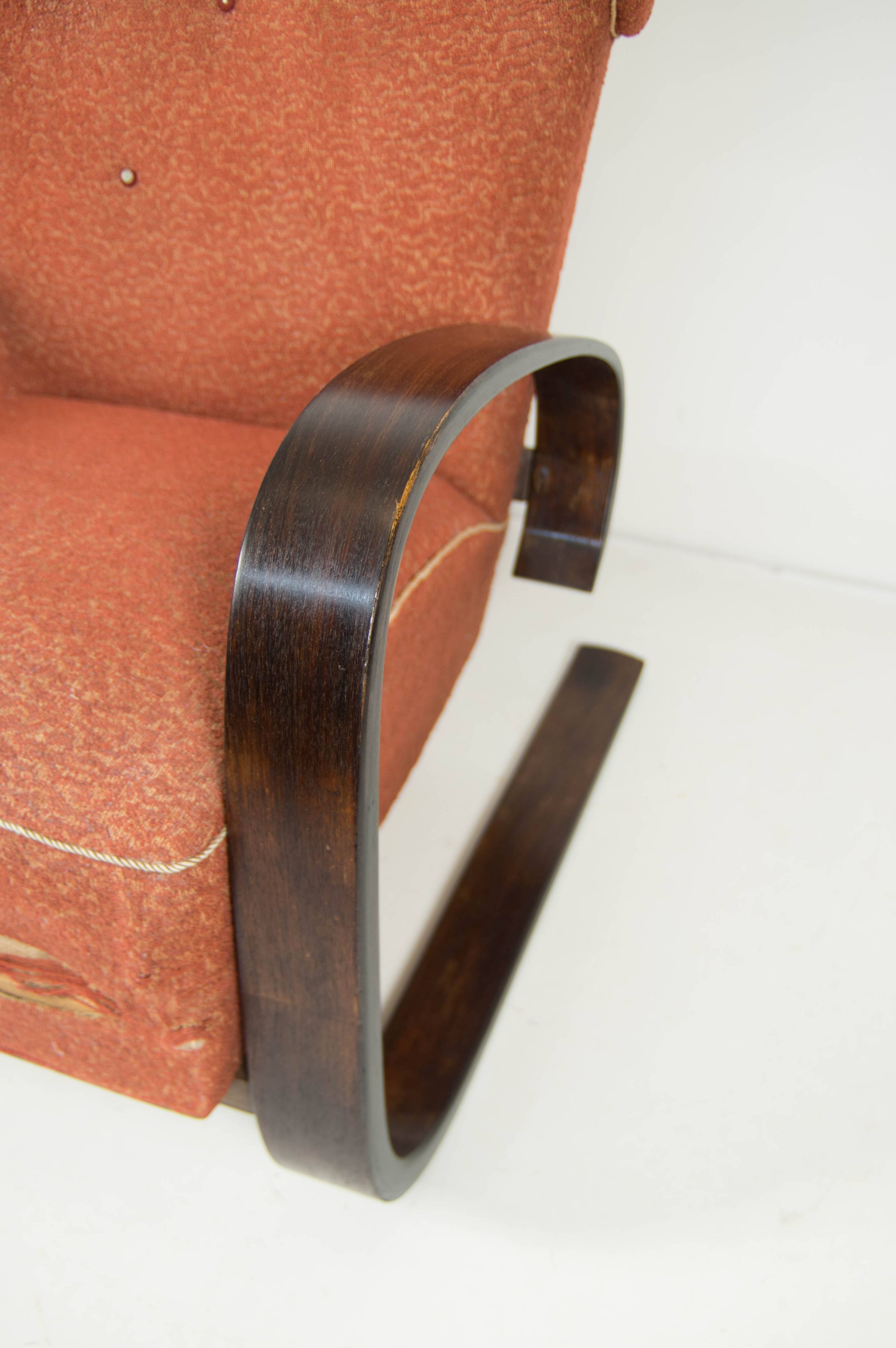 Rare Wingback Bentwood Tank Armchair by Navratil, Czechoslovakia, 1930s
