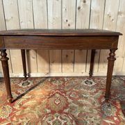 Bureau époque Napoléon III en noyer à restaurer