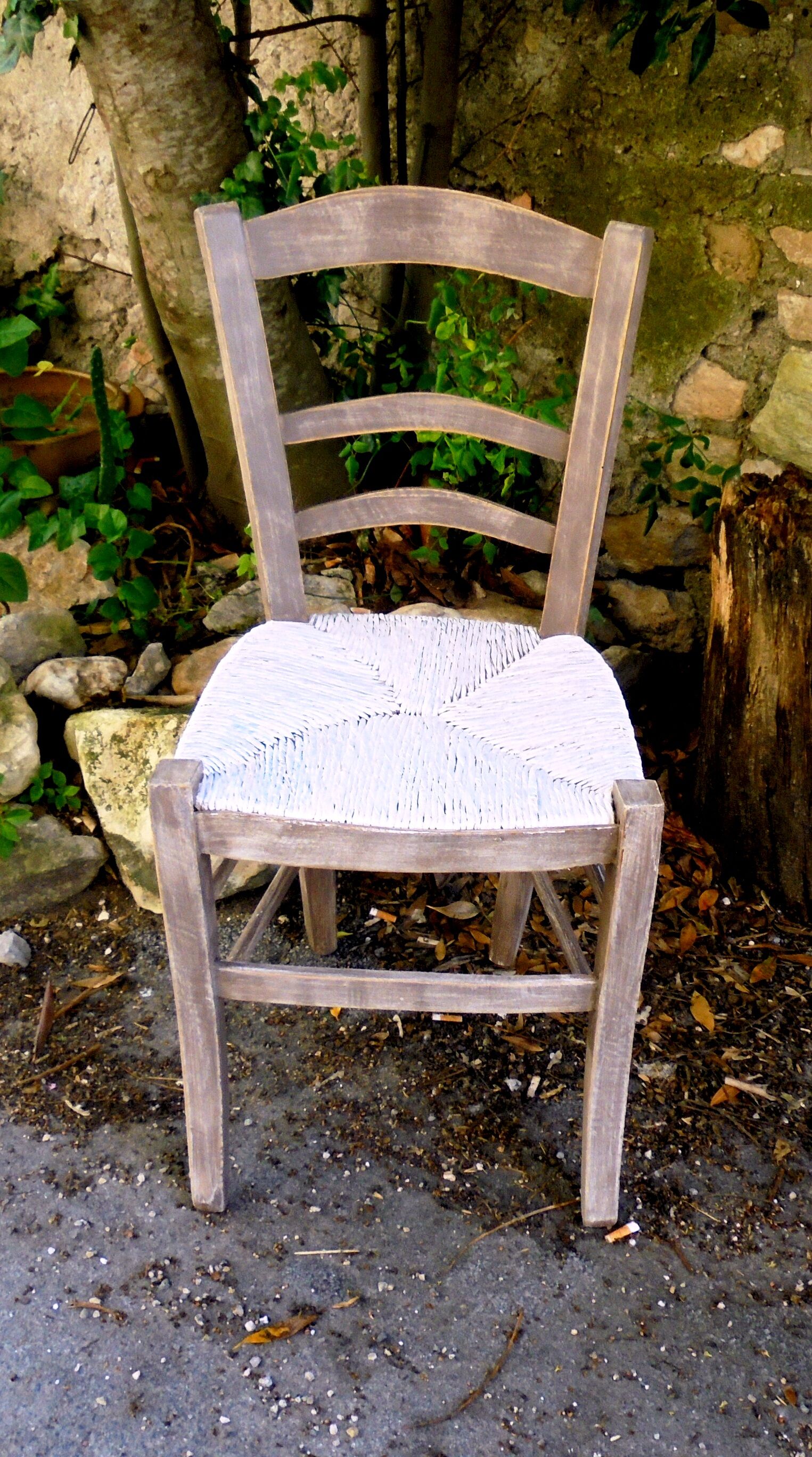 Lot 4 mulched chairs