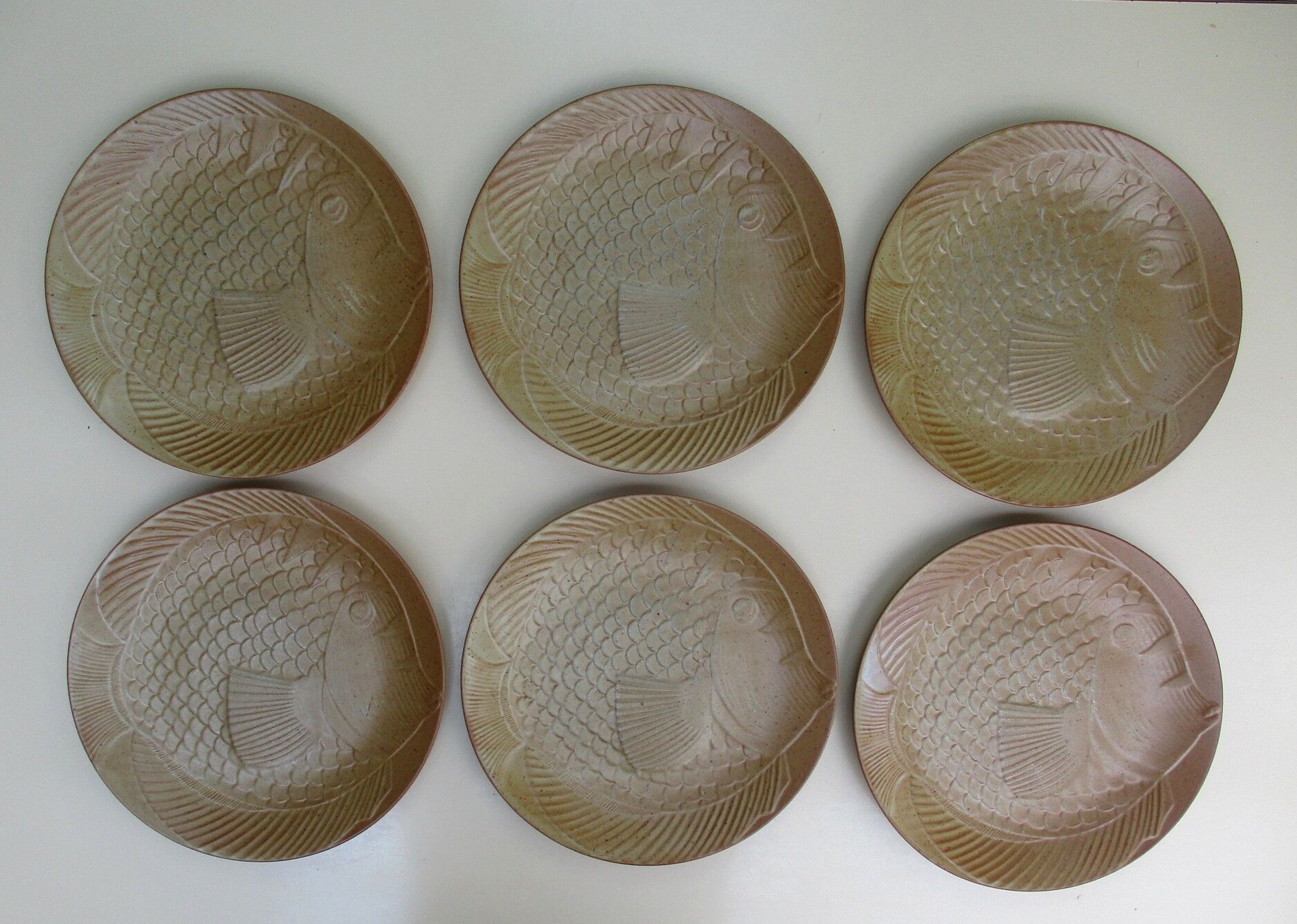 Flat plates Fish Sandstone CNP Village France Lot of 6