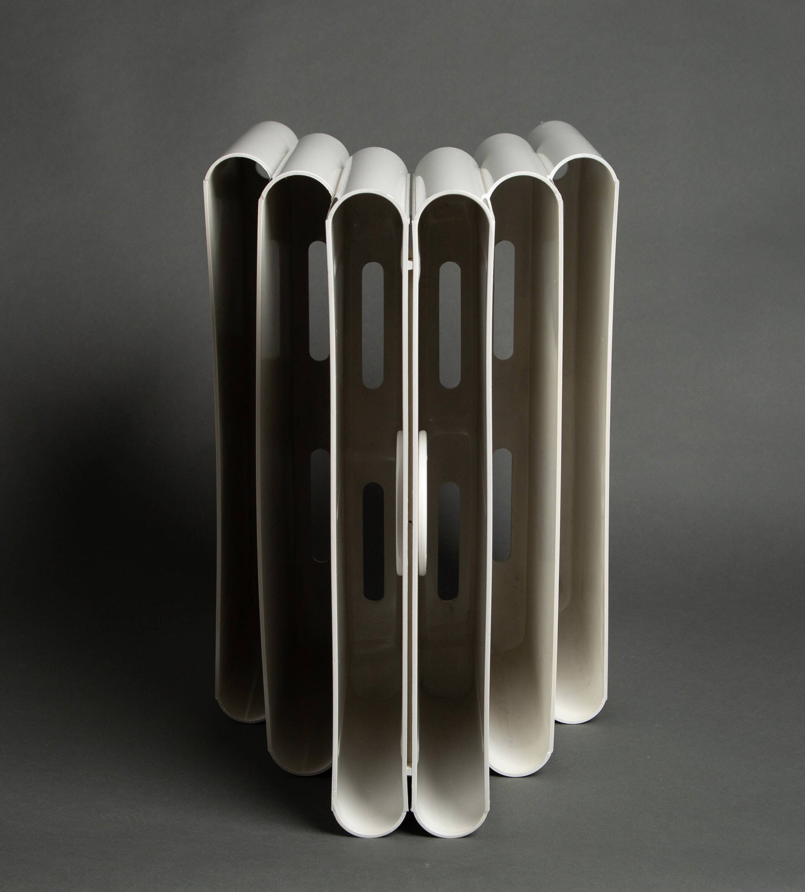 Giotto Stoppino magazine rack for Kartell, 1970