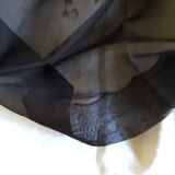 Black nape and towels in organdi