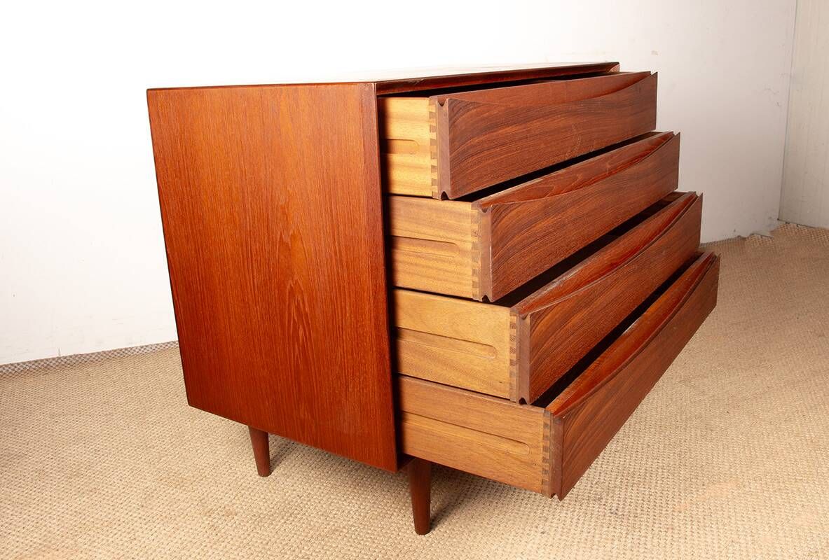 Commode Danoise en Teck, 4 tiroirs par Arne Vodder pour Sibast 1960.