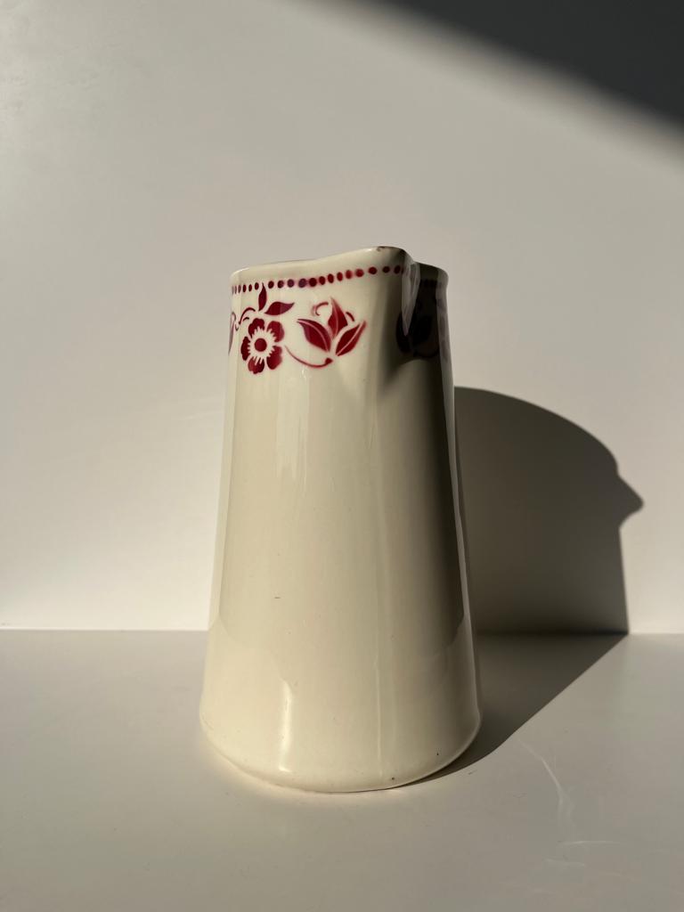 Large pitcher Badonviller red flowers