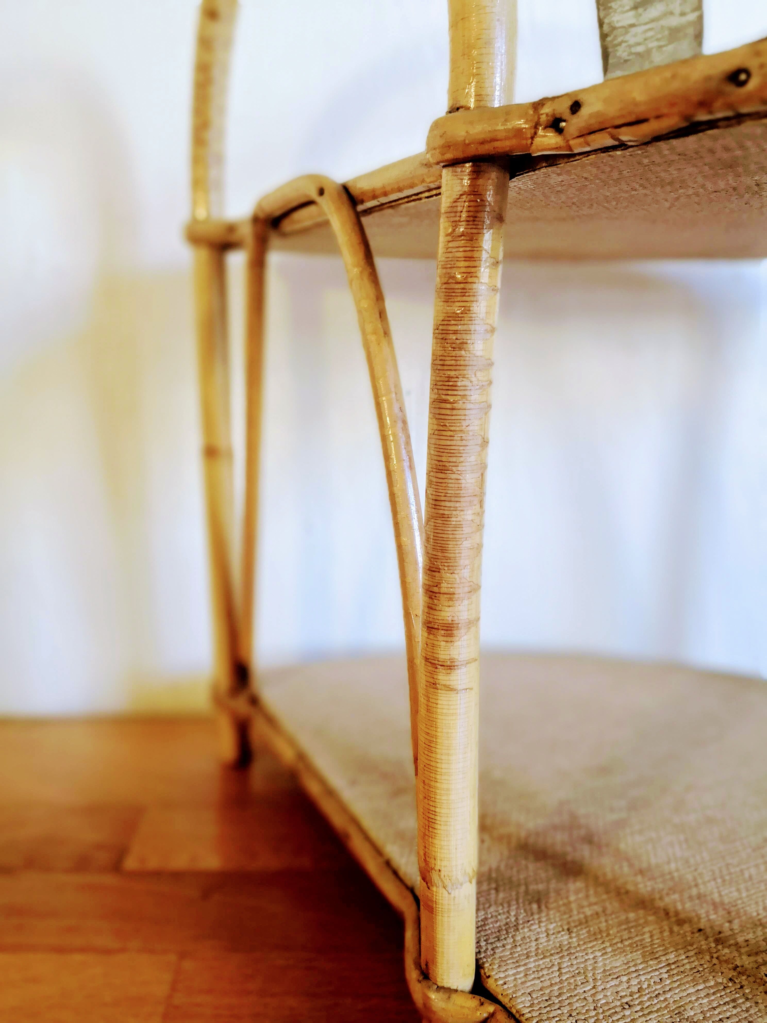 Corner wicker shelf