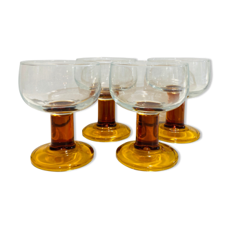 4 verres à pied camel des années 70