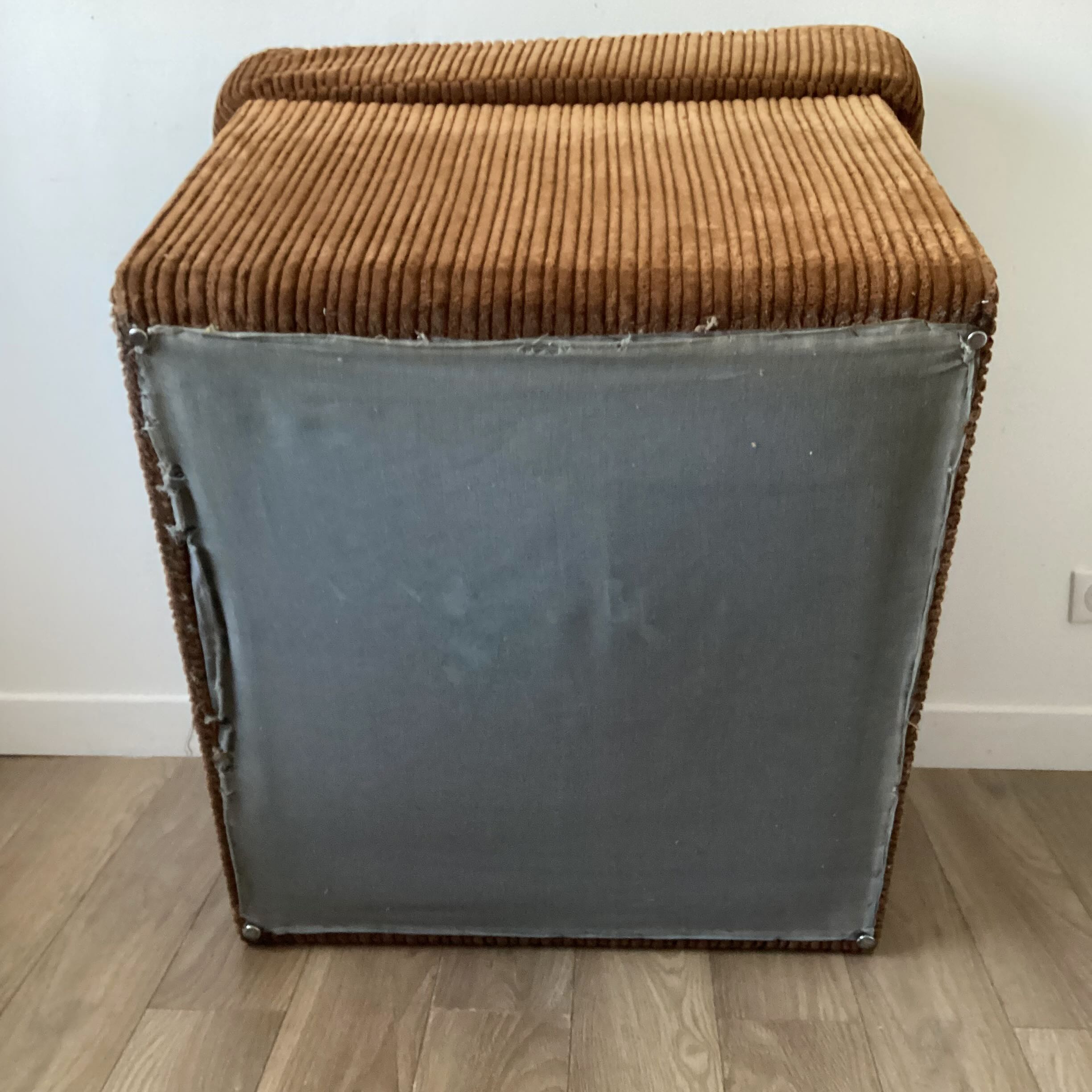 Armchair 70s corduroy