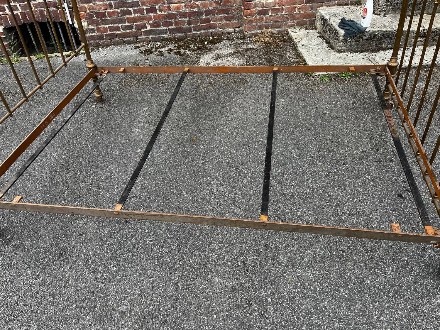 Beautiful vintage brass double bed