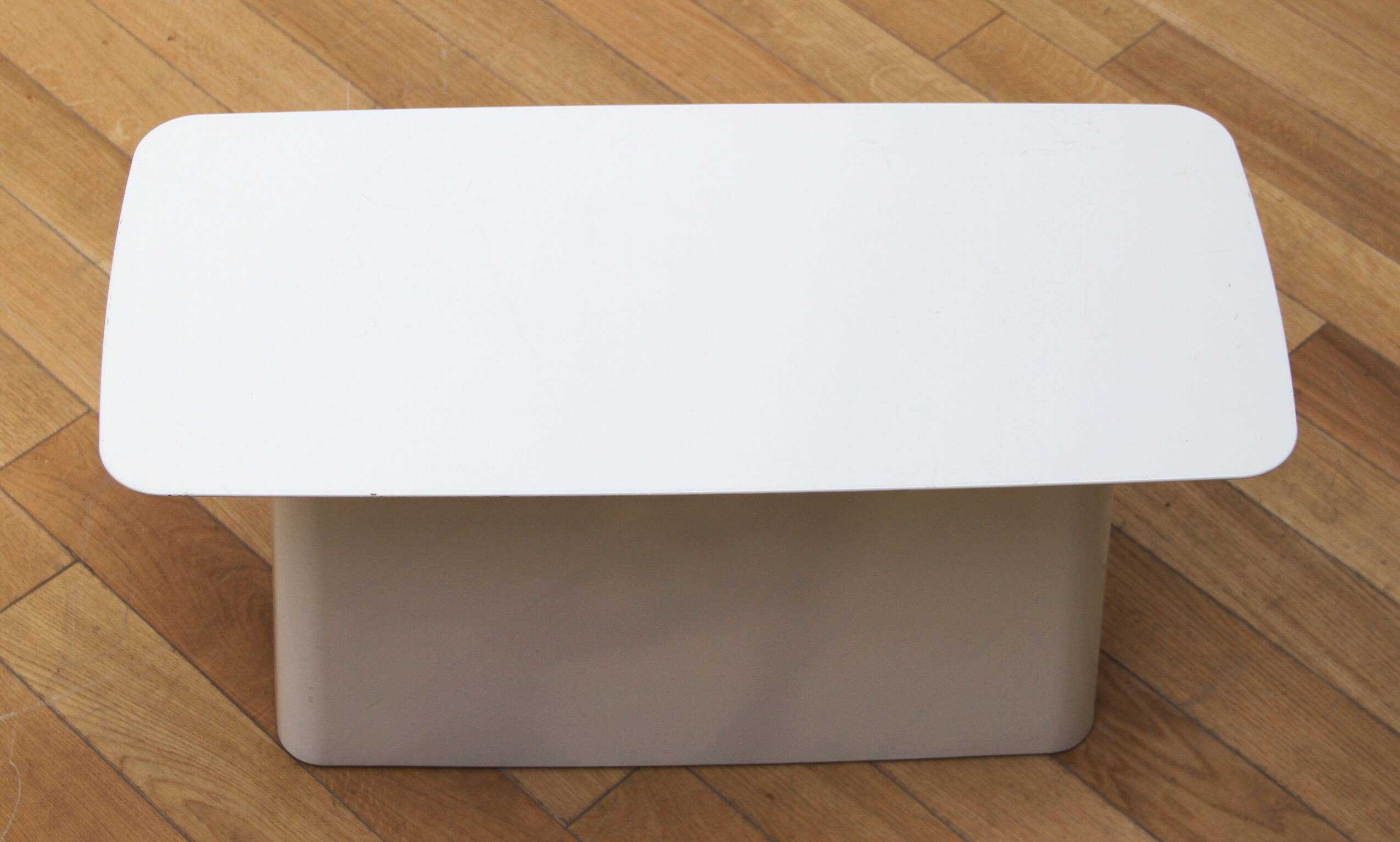 Vitra side table, Erwan & Ronan Bouroullec