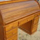 Bureau cilindre à volet en pin