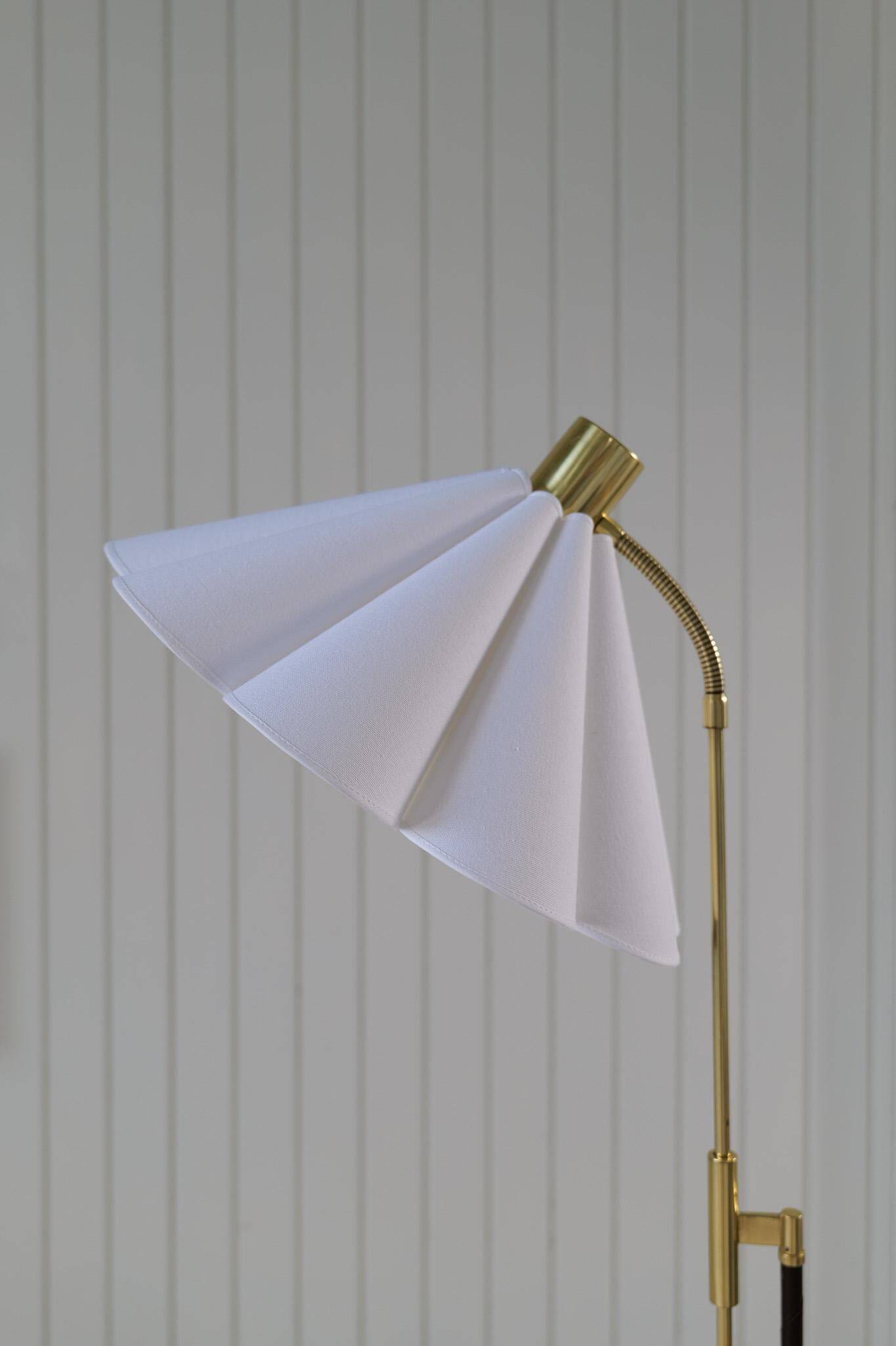 Mid-century modern floor lamp Möllers Armatur Sweden, 1960s