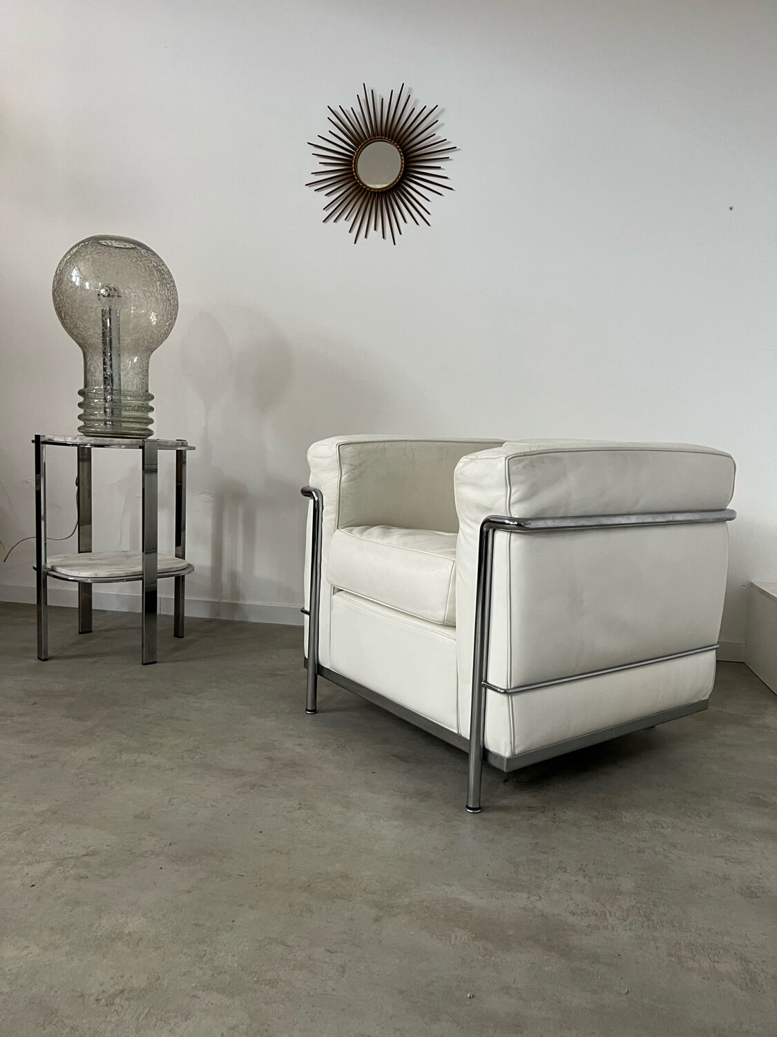 Armchair LC2 design Le Corbusier for Cassina