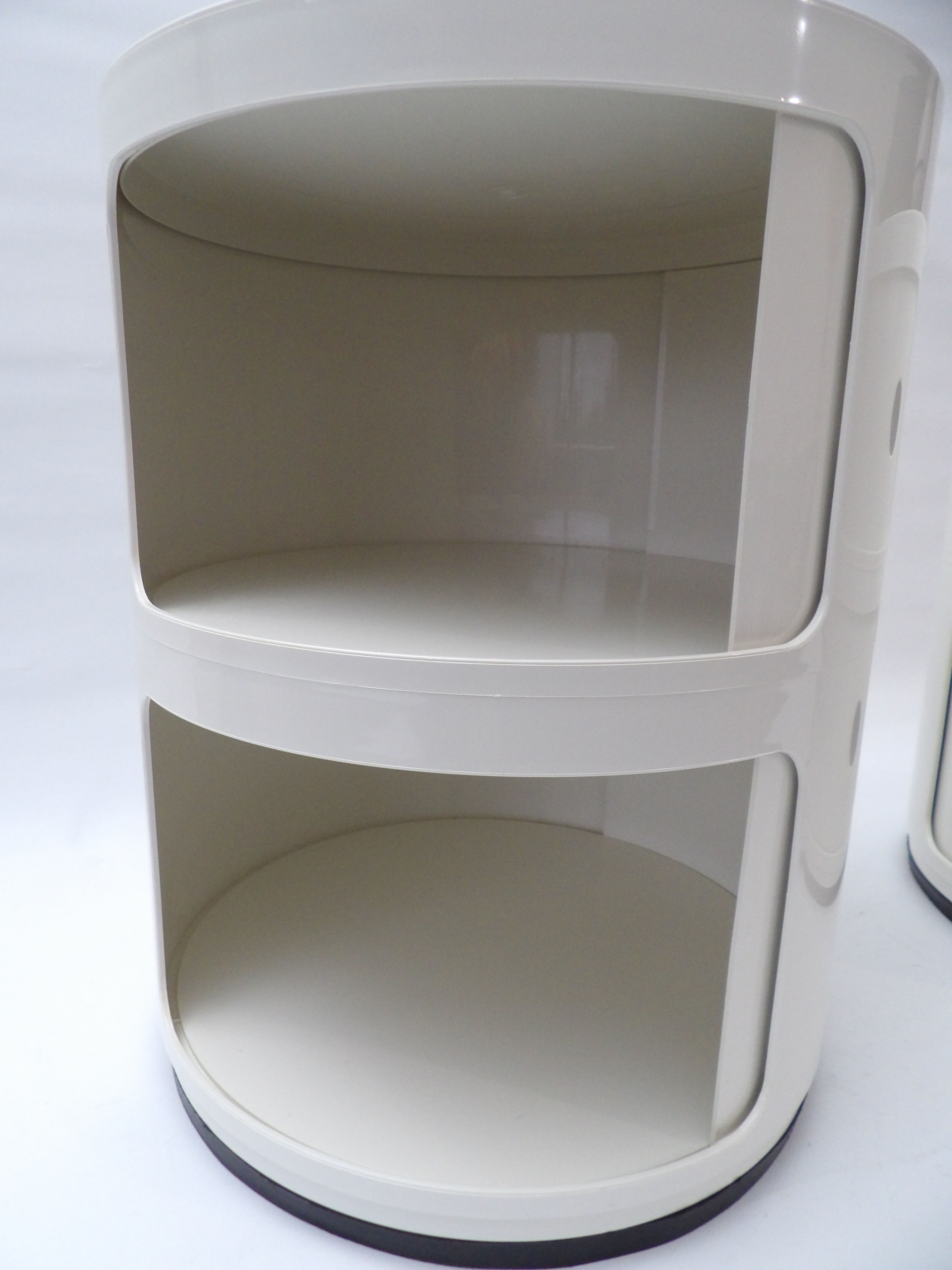 Table d'appoint Kartell par Anna Castelli
