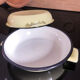 Duo of enamelled sheet metal frying pans