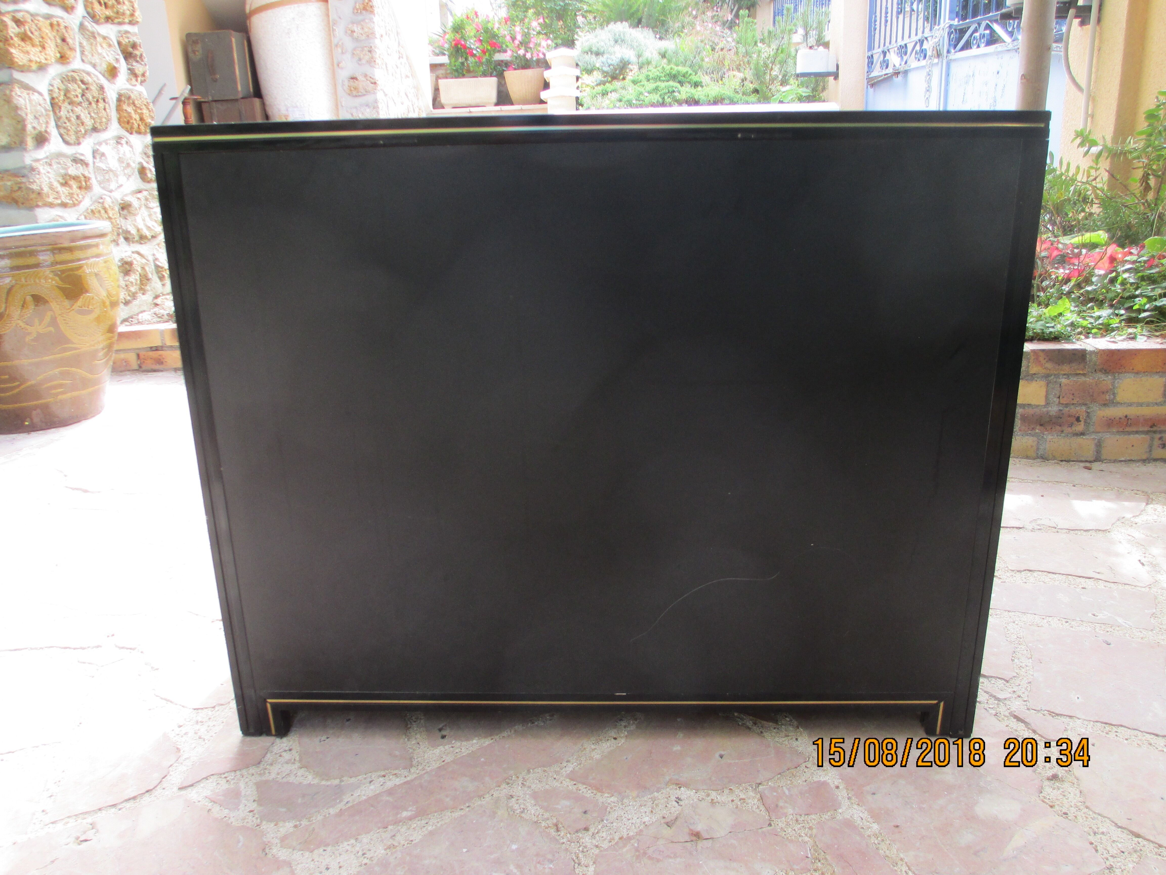 Dresser Design Pierre Vandel