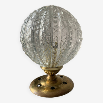 Ancienne lampe de table en laiton et globe bulle