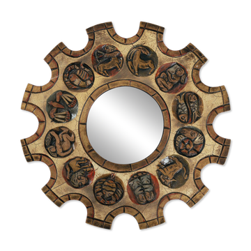 Miroir en forme de soleil du zodiaque espagnol avec cadre en bois doré sculpté rouge, Arnolfini, années 1950.