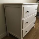 Vintage chest of drawers with three drawers