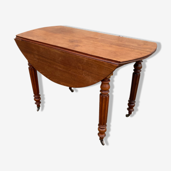 Louis Philippe round shuttered dining table