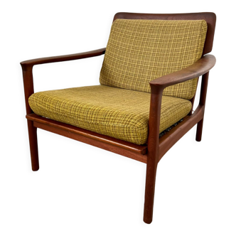 Ancien fauteuil design scandinave en teck vintage année 60