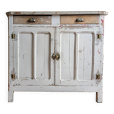 Buffet parisien vintage dans sa peinture d’origine patinée.