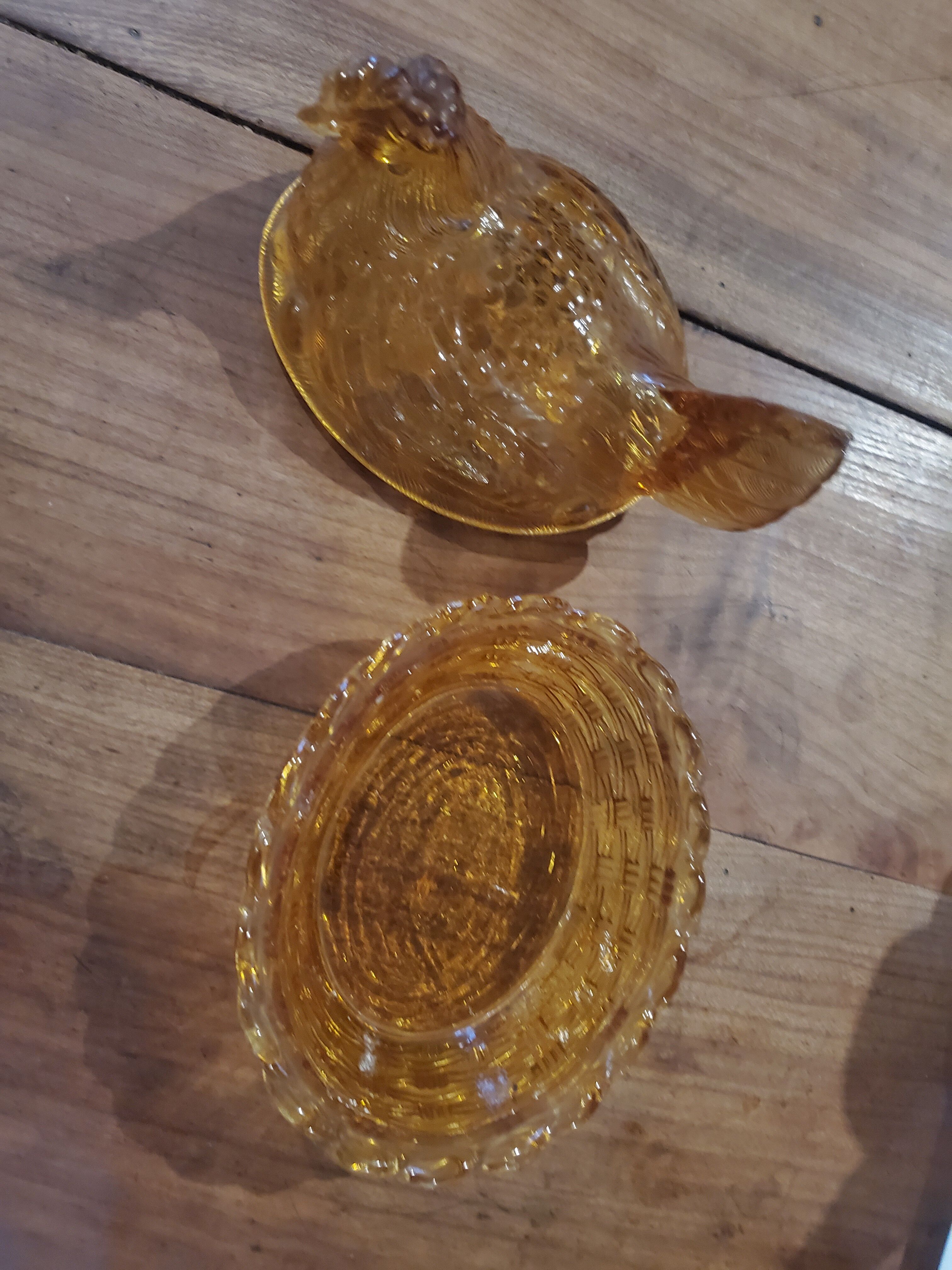 Candy amber hen
