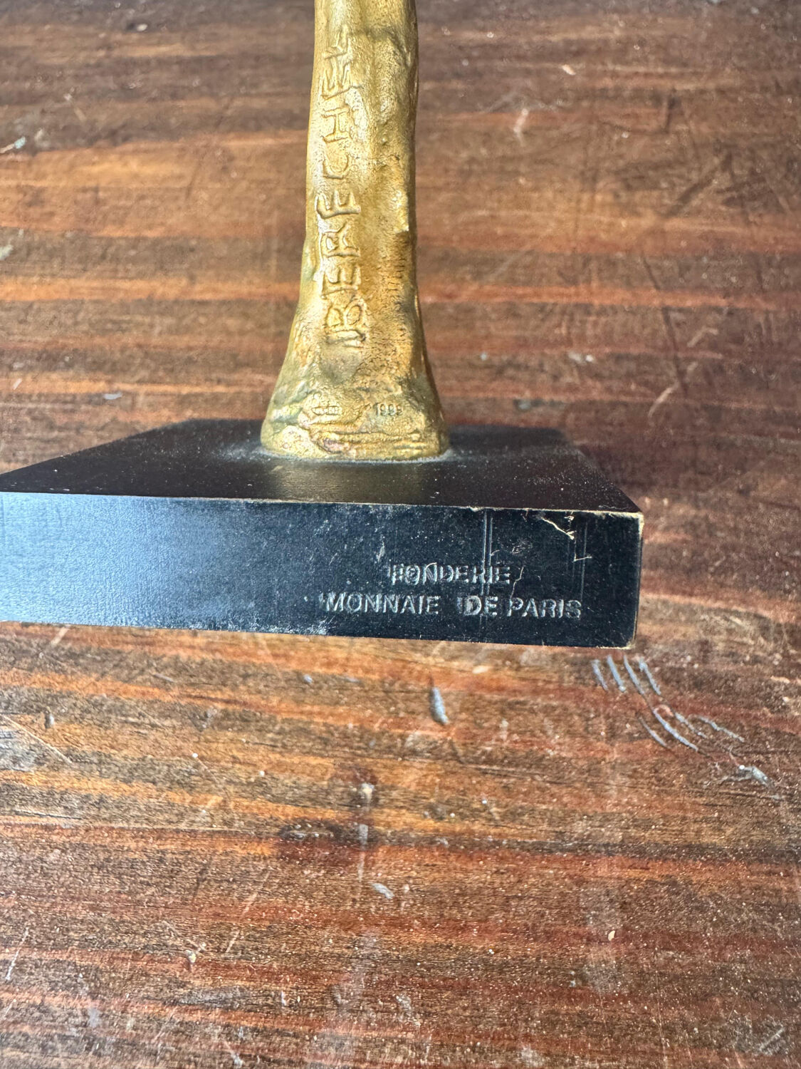 Female subject in gilded bronze, 1999 signed Claudine Berechel