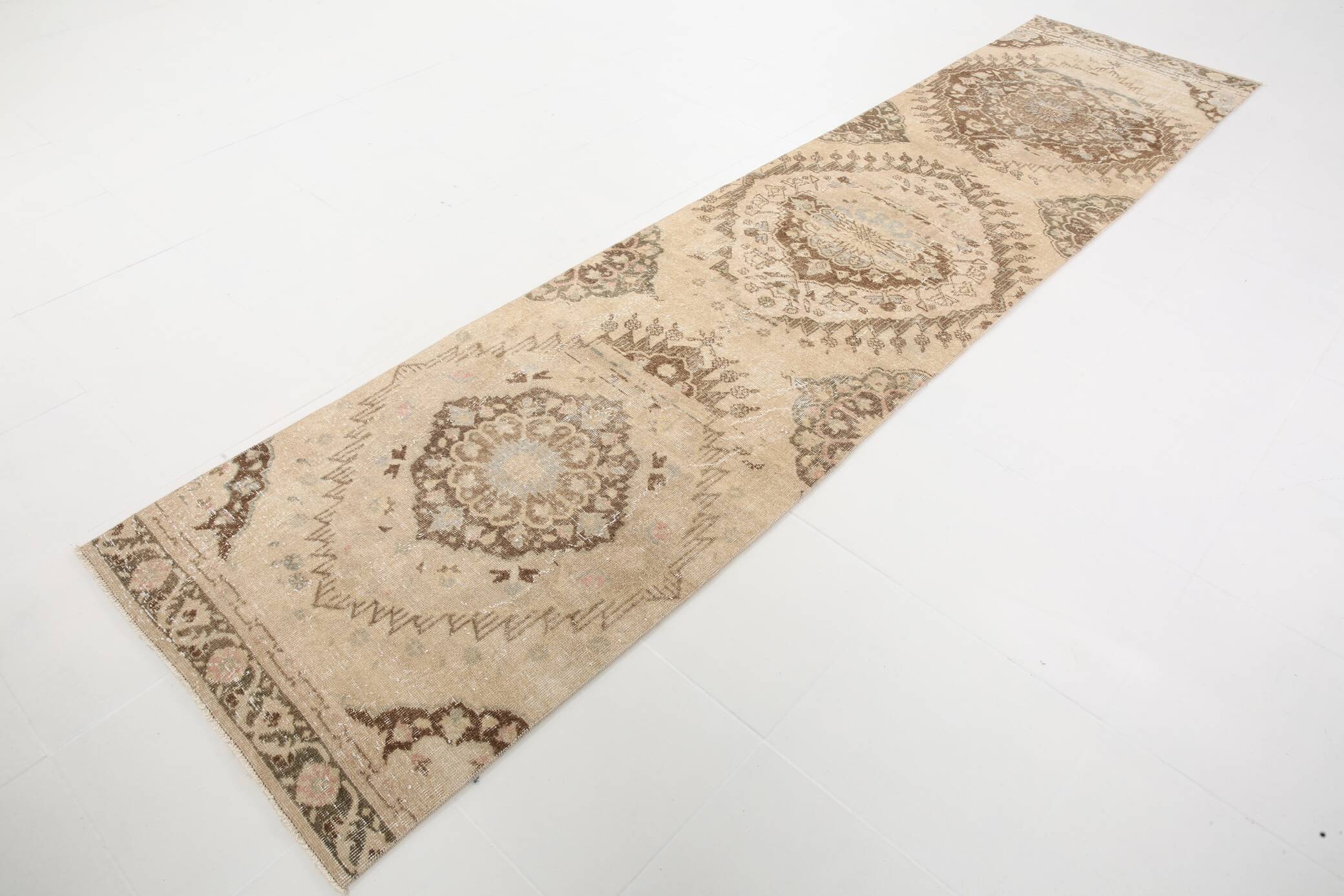 3x12 Brown & Beige Classic Persian Runner Rug, 90x379Cm
