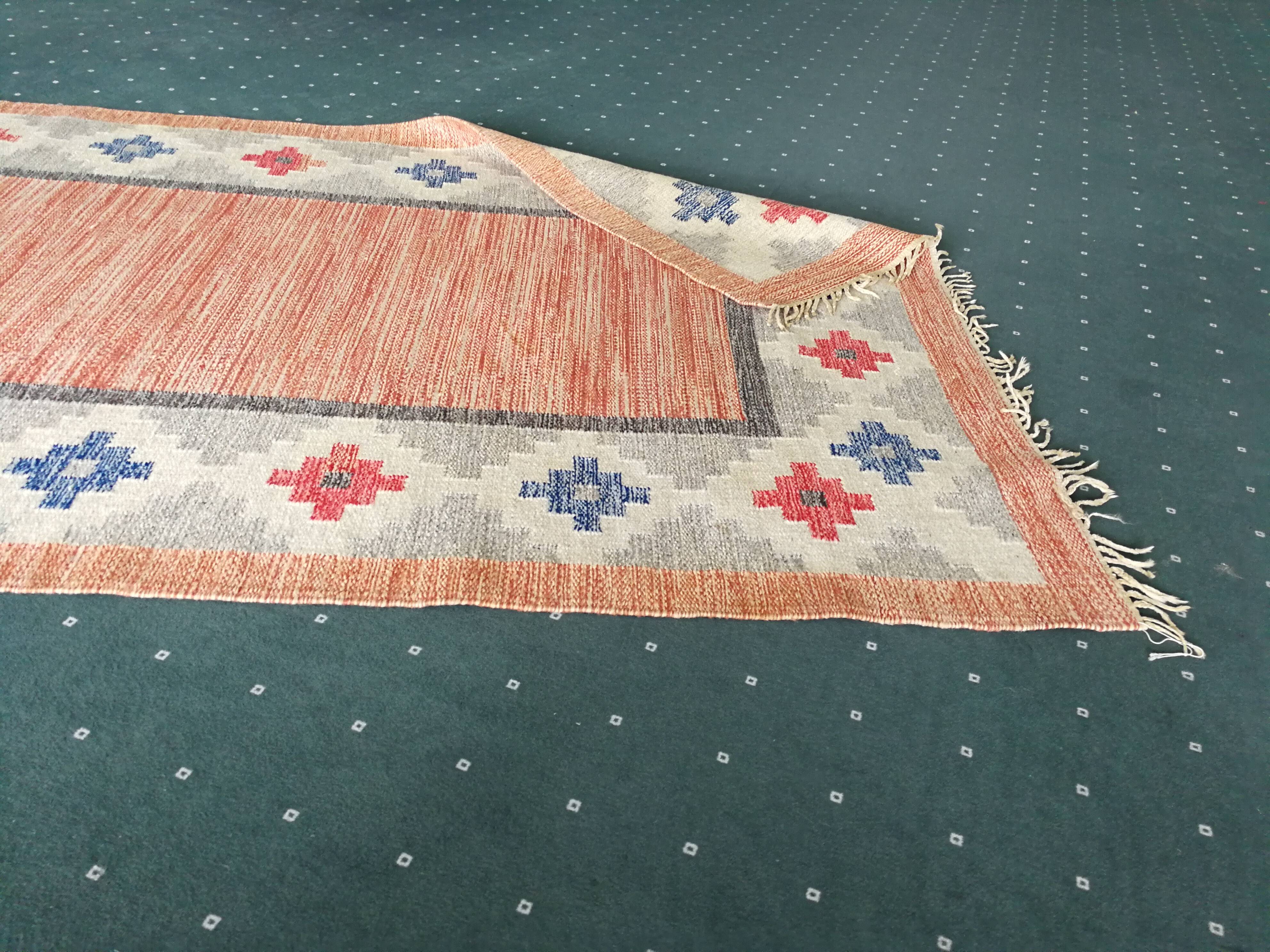 Scandinavian mid-century rug, signed 200 x 132 cm