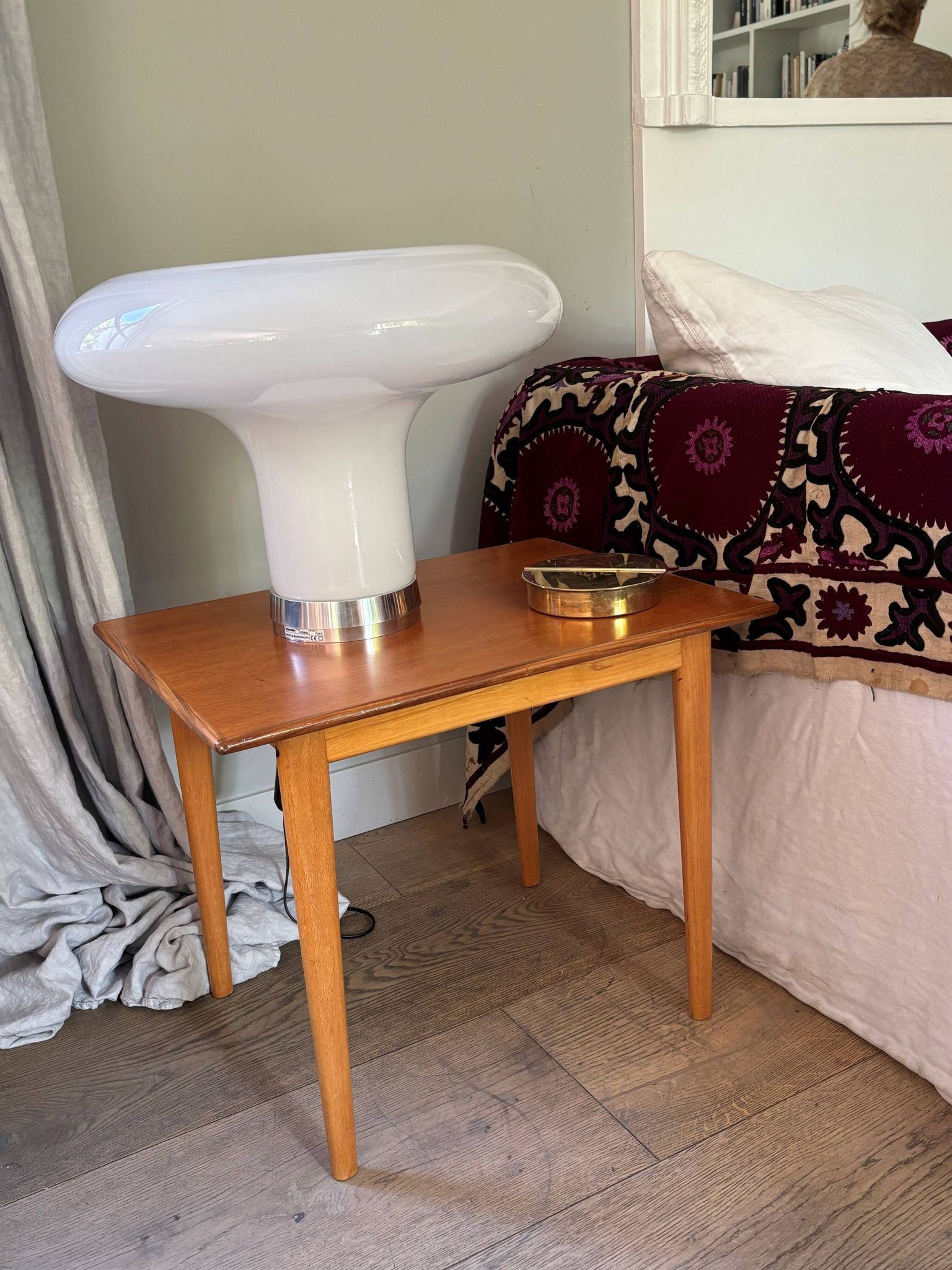 Petite table teck et hêtre - Suède années 70