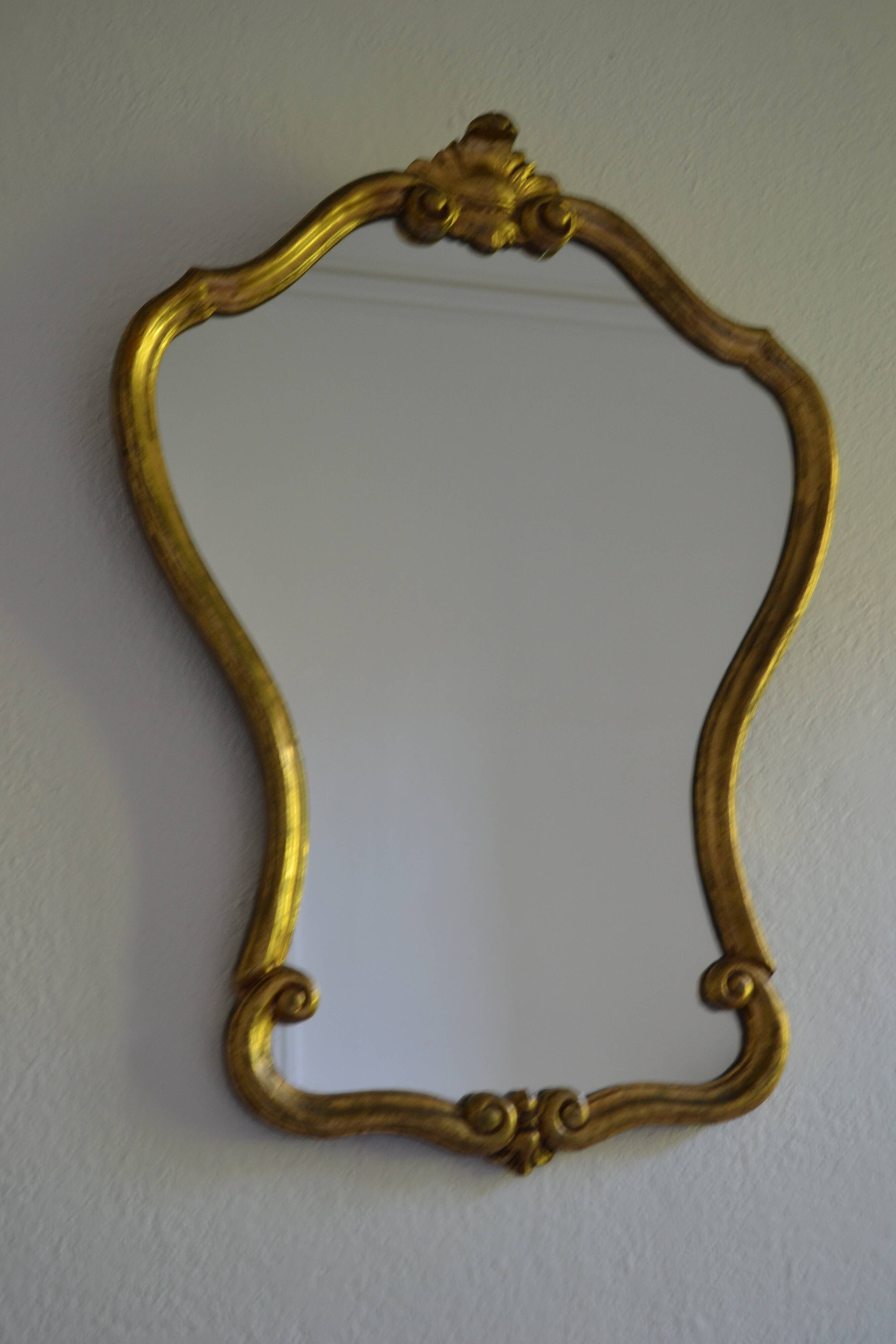 Baroque mirror with carved and gilded wooden frame 80 x 60 cm