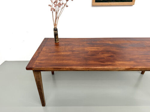 Oak dining table with tapered legs, 1970s.