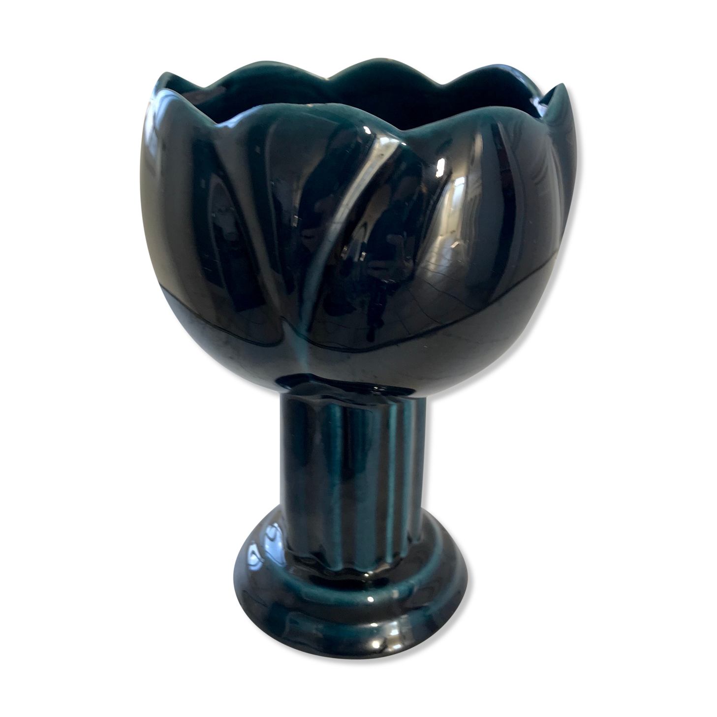 Vintage tulip flower vase